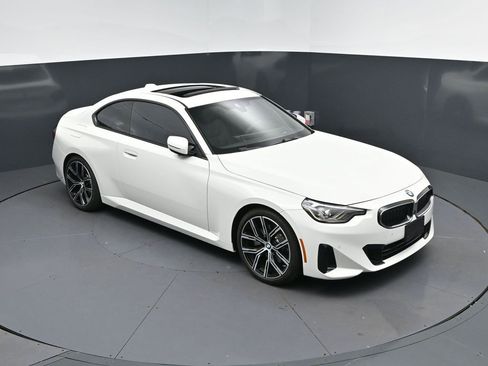 Certified 2024 BMW 230i Coupe w/ Premium Package RWD image 34