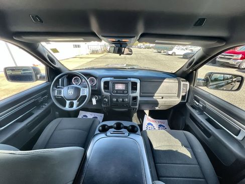 Used 2024 RAM 1500 Classic Warlock image 18