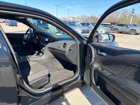Used 2021 Dodge Charger SXT w/ Blacktop Package image 32