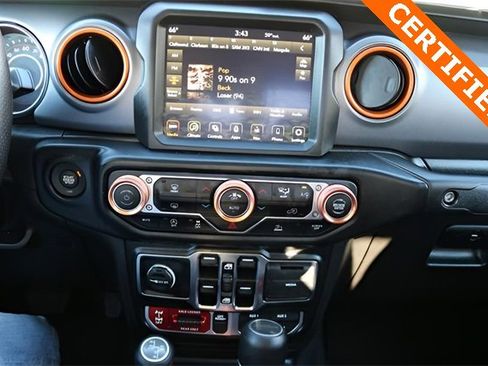 Used 2022 Jeep Gladiator Mojave w/ Trailer Tow Package image 20