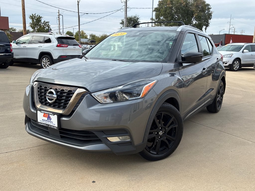 Used 2020 Nissan Kicks SR w/ Exterior Package FWD image 1