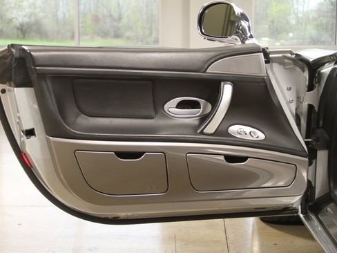 Used 2002 BMW Z8 image 36