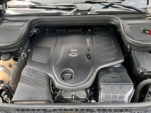 Used 2020 Mercedes-Benz GLS 450 4MATIC image 32