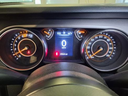 Used 2023 Jeep Wrangler Sport AWD/4WD image 16