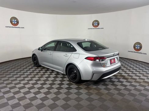Used 2021 Toyota Corolla LE FWD image 20