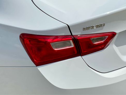 Used 2023 Chevrolet Malibu LT FWD image 13