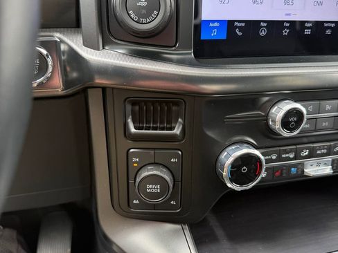 Used 2024 Ford F150 Lariat AWD/4WD image 21