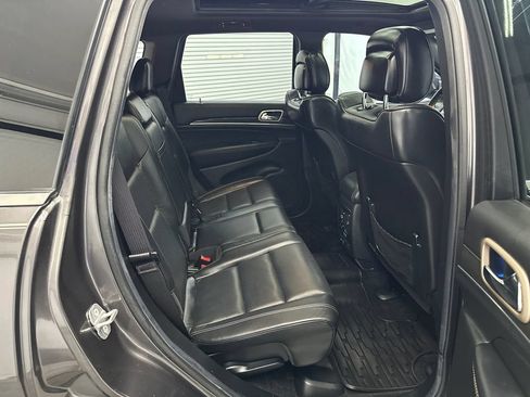 Used 2014 Jeep Grand Cherokee Overland RWD image 17