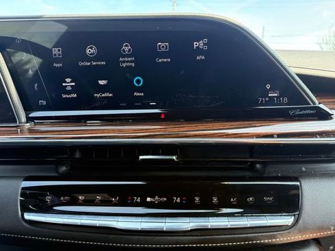 Used 2021 Cadillac Escalade ESV Premium Luxury image 28