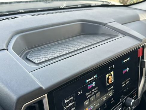 Certified 2025 Nissan Frontier SV image 38