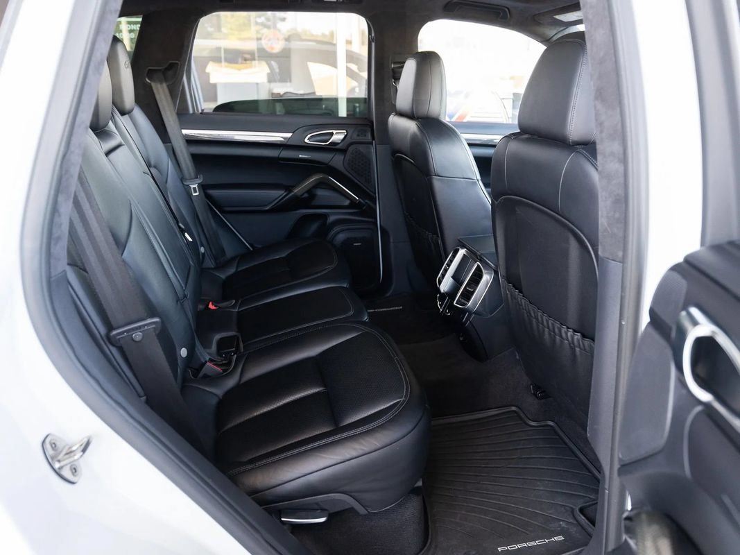 Used 2016 Porsche Cayenne GTS w/ Premium Package Plus AWD/4WD image 22