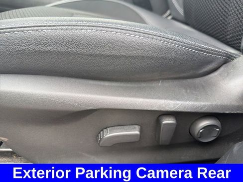 Certified 2023 Subaru Forester Premium AWD/4WD image 18