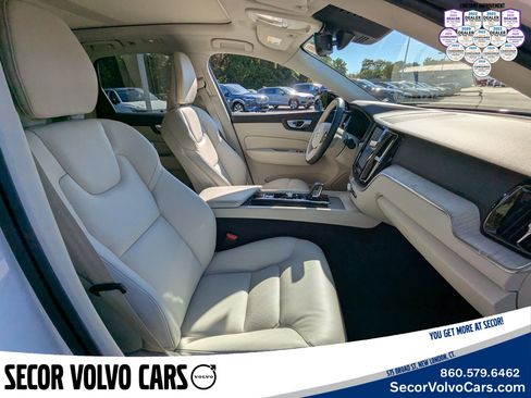 Certified 2024 Volvo XC60 T8 Plus w/ Protection Package Premier image 22