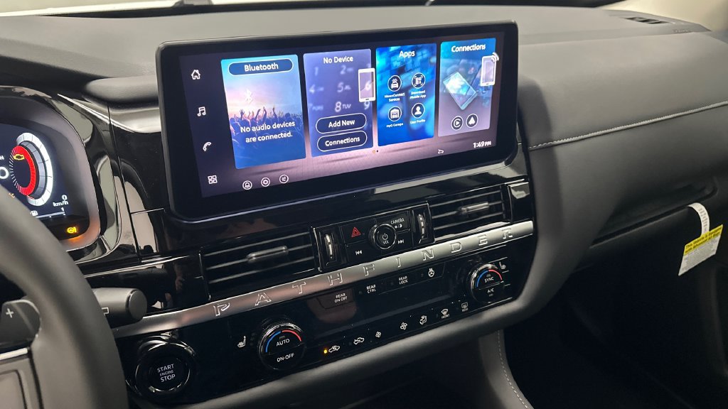 New 2026 Nissan Pathfinder SL AWD/4WD image 11