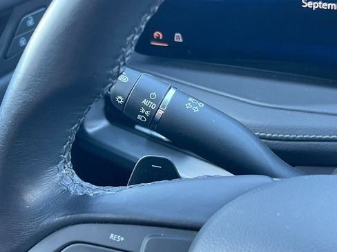 Certified 2024 Cadillac XT4 Premium Luxury image 38