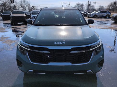 New 2026 Kia Seltos S image 3