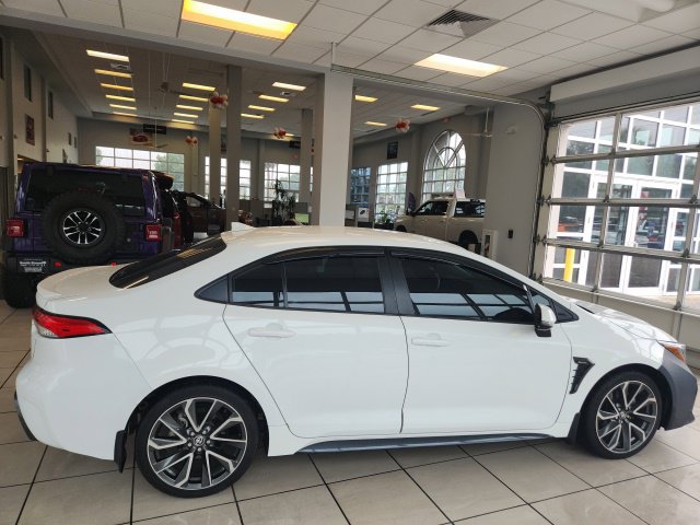 Used 2022 Toyota Corolla SE FWD image 9