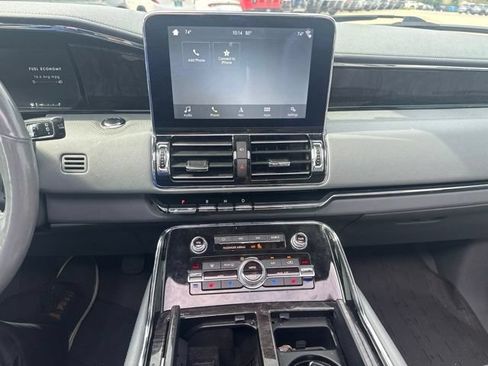 Used 2019 Lincoln Navigator Reserve AWD/4WD image 17