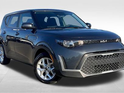 Used 2023 Kia Soul LX w/ Option Group 015