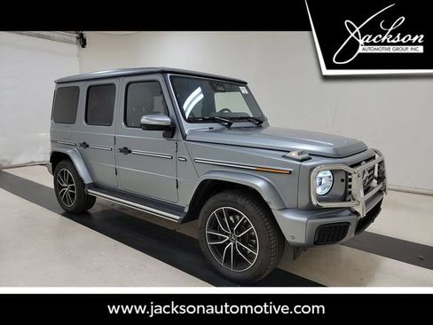 Used 2025 Mercedes-Benz G 550 image 1