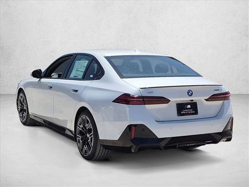 New 2027 BMW i5 eDrive40 w/ M Sport Package RWD image 8
