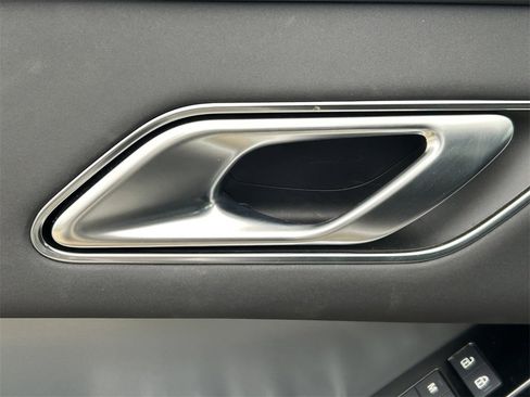 Used 2025 Land Rover Range Rover Velar S image 26