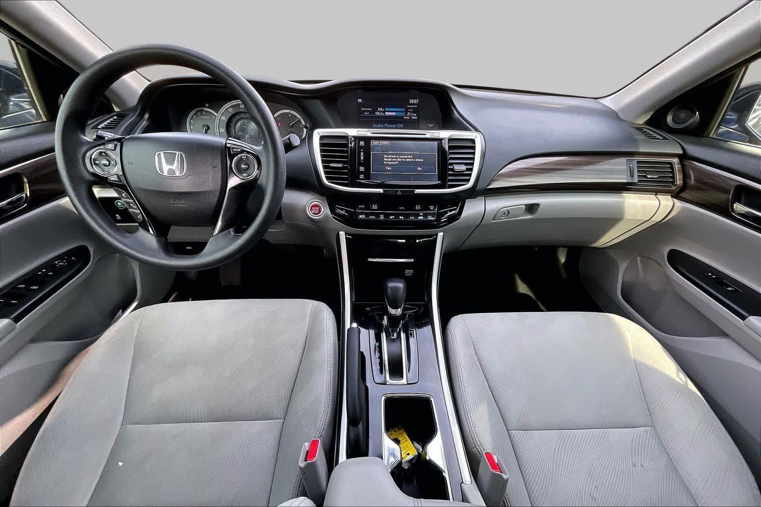 Used 2017 Honda Accord EX image 14