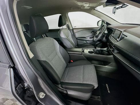 Used 2021 Nissan Rogue S image 29