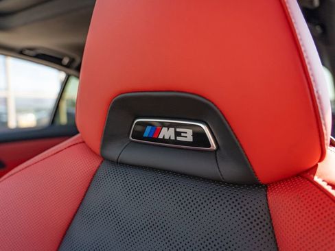 Used 2025 BMW M3 Competition image 15