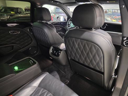 Used 2017 Bentley Mulsanne RWD image 33