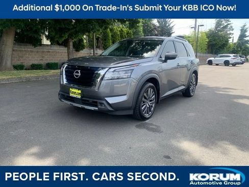 Used 2022 Nissan Pathfinder SL w/ SL Premium Package AWD/4WD image 1