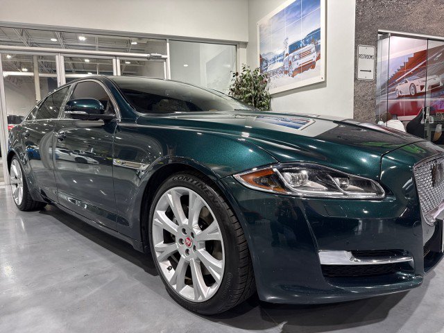 Used 2017 Jaguar XJ L Portfolio AWD/4WD image 21