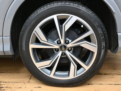 Used 2024 Audi Q4 e-tron Premium Plus w/ Premium Plus AWD/4WD image 13