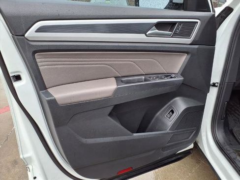 Used 2021 Volkswagen Atlas SE w/ Panoramic Sunroof Package image 21