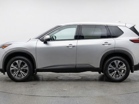 Used 2025 Nissan Rogue SV image 5