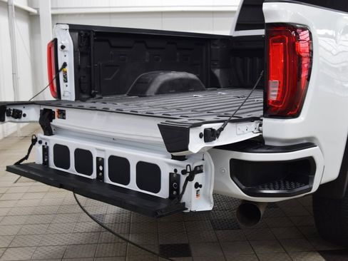 Used 2023 GMC Sierra 2500 AT4 w/ AT4 Premium Plus Package image 28