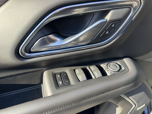 Certified 2022 Chevrolet Suburban LT w/ Luxury Package image 33