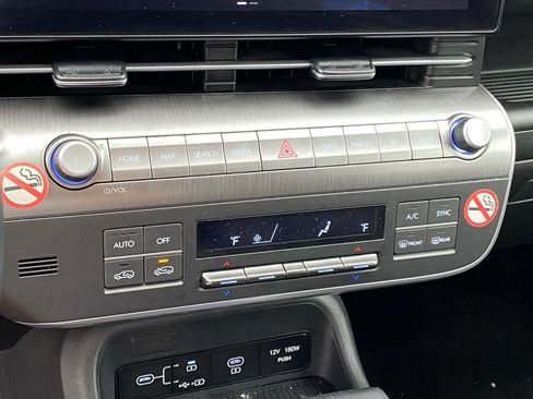 Used 2025 Hyundai Kona SEL FWD image 14