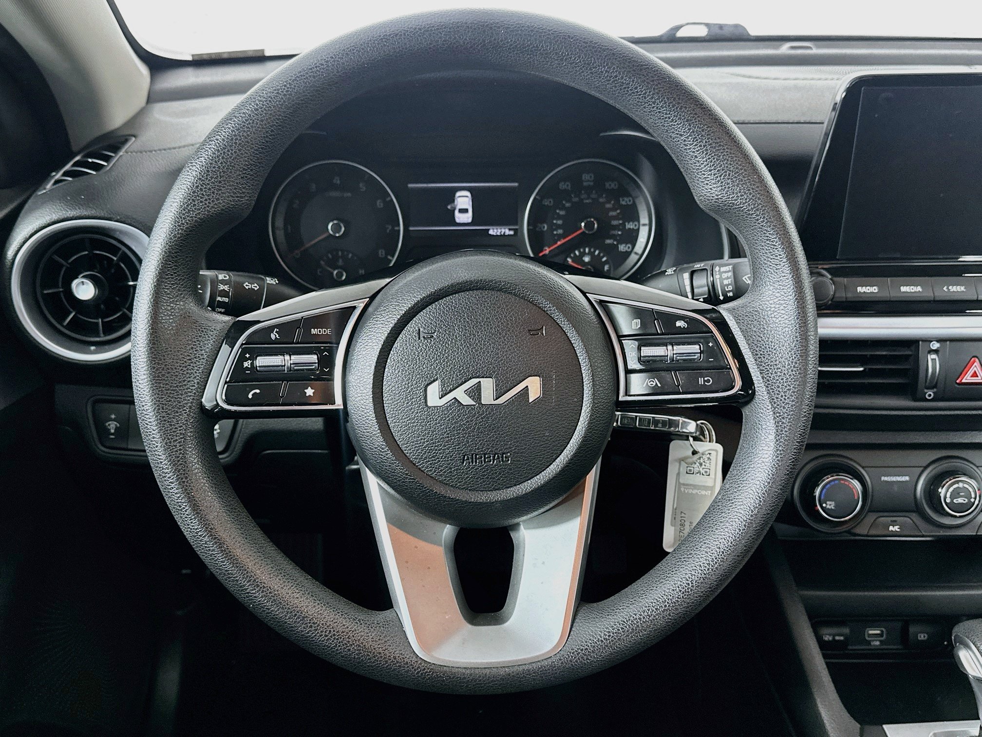 Used 2024 Kia Forte LXS FWD image 17