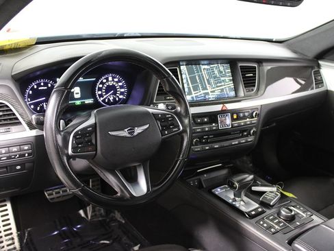 Used 2018 Genesis G80 3.3T Sport RWD image 7