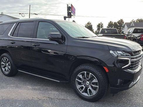 Used 2022 Chevrolet Tahoe LT w/ LT Signature Plus Package RWD image 3