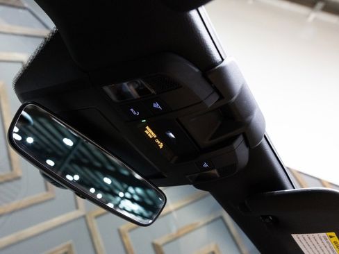 Used 2024 Porsche 911 Carrera image 44