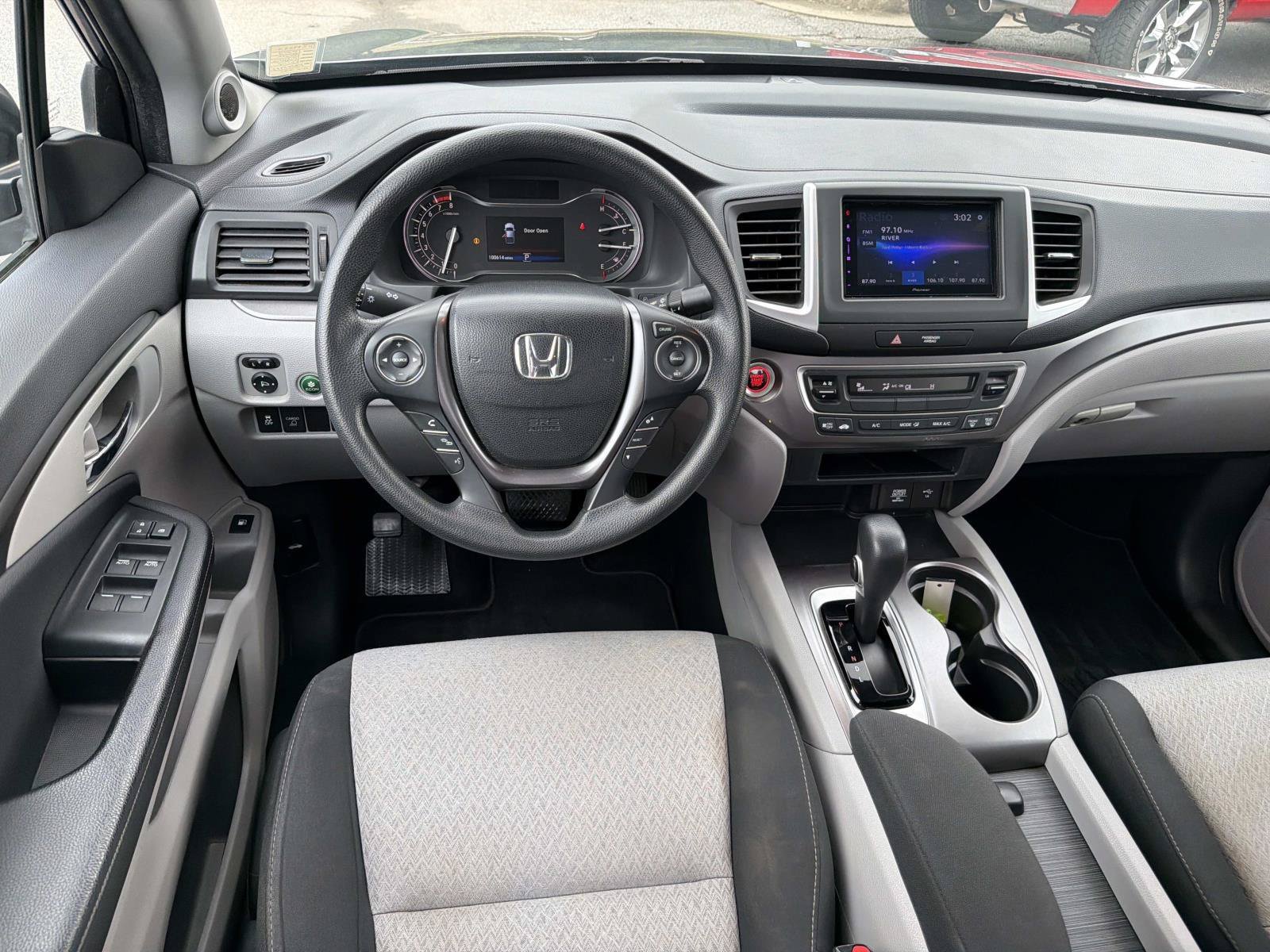 Used 2019 Honda Ridgeline RT image 3