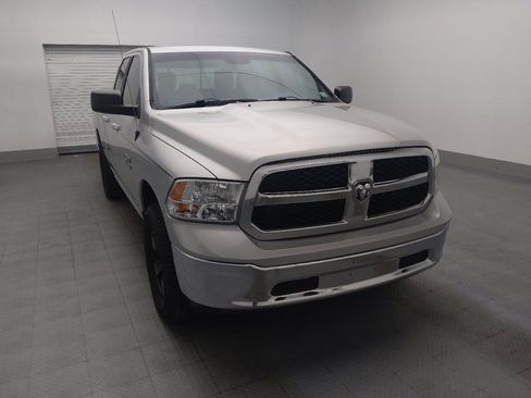 Used 2017 RAM 1500 Classic SLT RWD image 13
