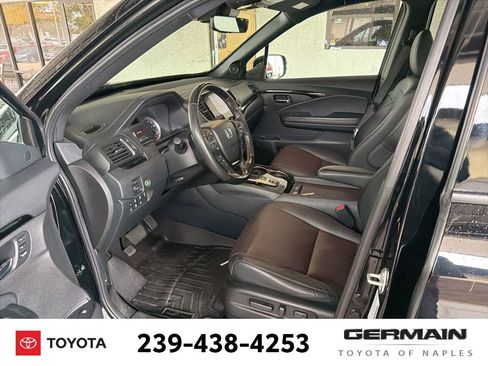 Used 2023 Honda Ridgeline Black Edition image 13