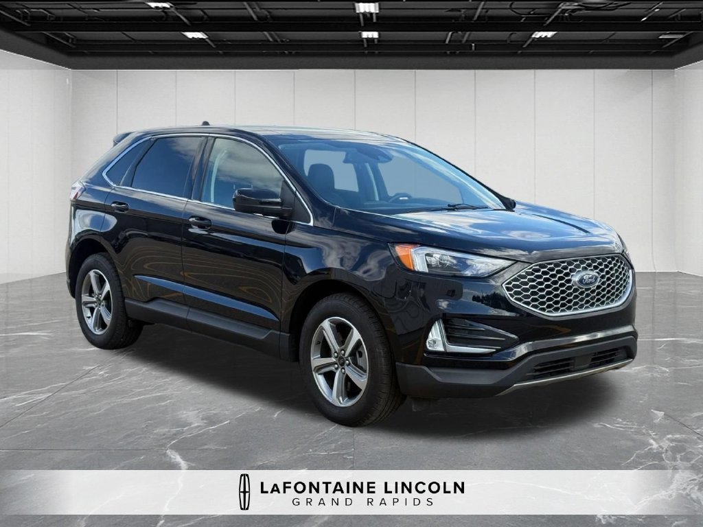 Used 2024 Ford Edge SEL w/ Convenience Package AWD/4WD image 7