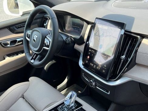 New 2026 Volvo XC90 B5 Ultra w/ Lounge Package AWD/4WD image 8
