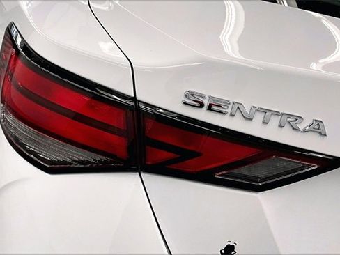 New 2025 Nissan Sentra SV w/ All-Weather Package image 17