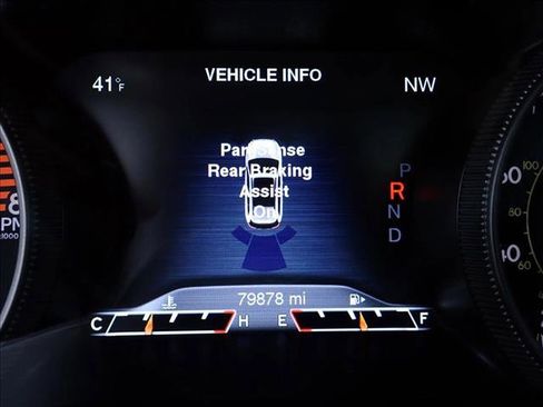 Used 2017 Jeep Cherokee Overland w/ Technology Group AWD/4WD image 26