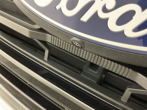 Used 2024 Ford F150 XLT w/ Tow/Haul Package image 9